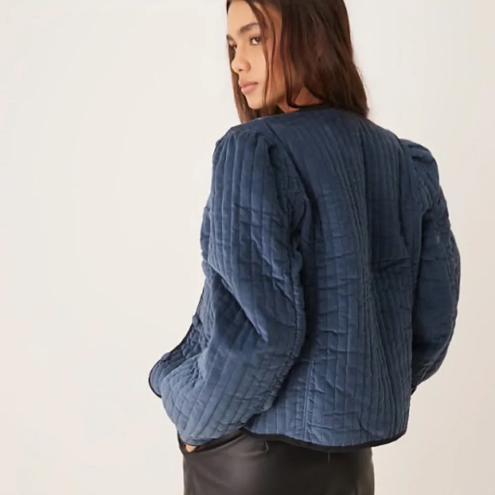 Free People Natalia Velvet Jacket Size‎ Large